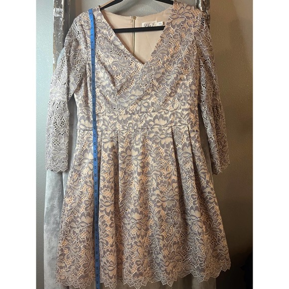 Eliza J‎ Womens Lace Dress V Neck Long Bell Sleeve Lined Party Cocktail - Picture 3 of 6